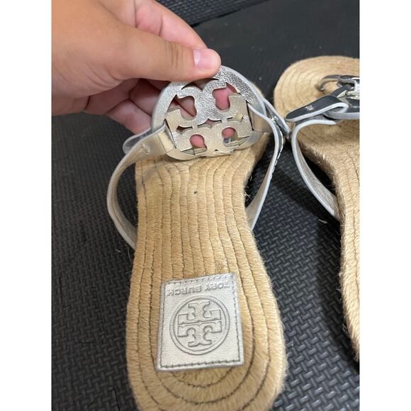 Tory Burch Women's Miller Leather Thong Espadrille Sandals in silver Size 9.5 - Picture 9 of 9